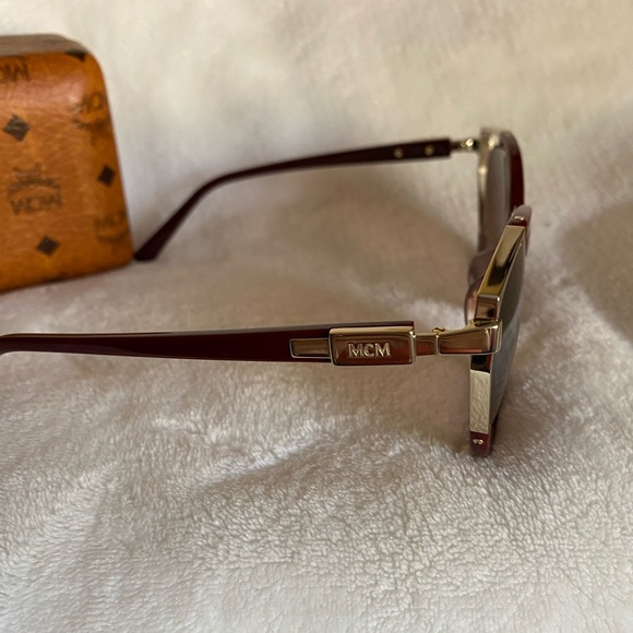 SOLD! NEW MCM 57mm Cat Eye Burgundy Sunglasses - Picture 14 of 15
